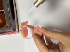 Dostosowane wygodne zęby zdejmowane bezpieczne rozwiązanie do żucia z regulowaną stabilnością